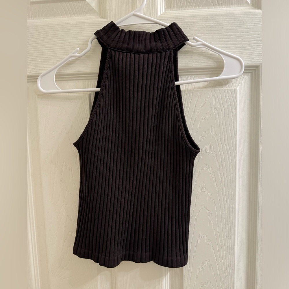 Zara brown Ribbed Turtleneck Tank Top Crop Top Size XS/S but stretchy